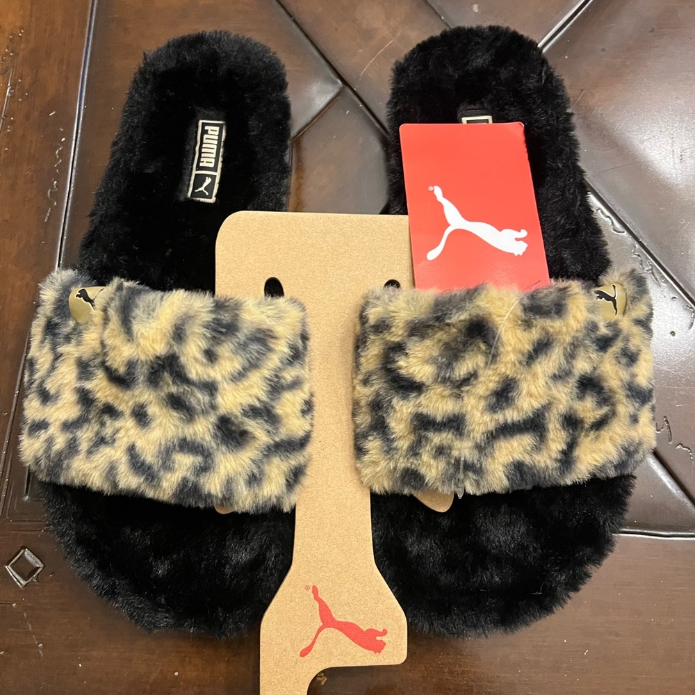 NWT Puma Women’s Fluffy Slides in Cheetah Print size 7